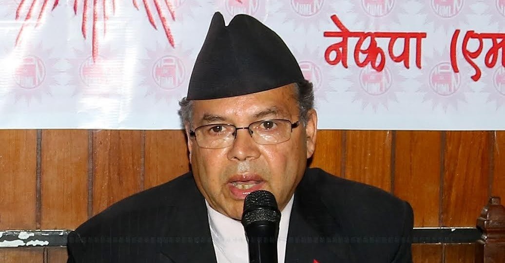 केपी ओली गोमनसाप जस्तै हुनुहुँदो रहेछ : झलनाथ खनाल