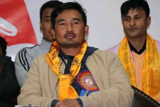 बालुवाटारबाट ओलीलाई अब चाडै नै लखेट्छौ र बयलगाढामा चढाएर बालकोट पुर्याउछौ : रन्जित तामाङ