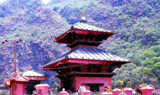 सुपादेउराली मन्दिरको दर्शन गरि आजको राशिफल पढ्नुहोस।