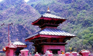 सुपादेउराली मन्दिरको दर्शन गरि आजको राशिफल पढ्नुहोस।